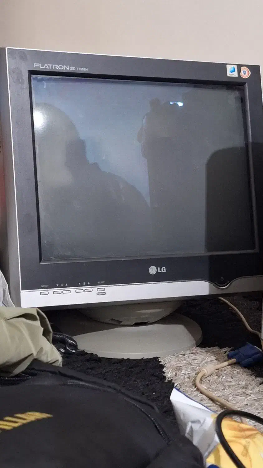 مانیتور ال جی LG قدیمی|رایانه رومیزی|بهبهان, |دیوار