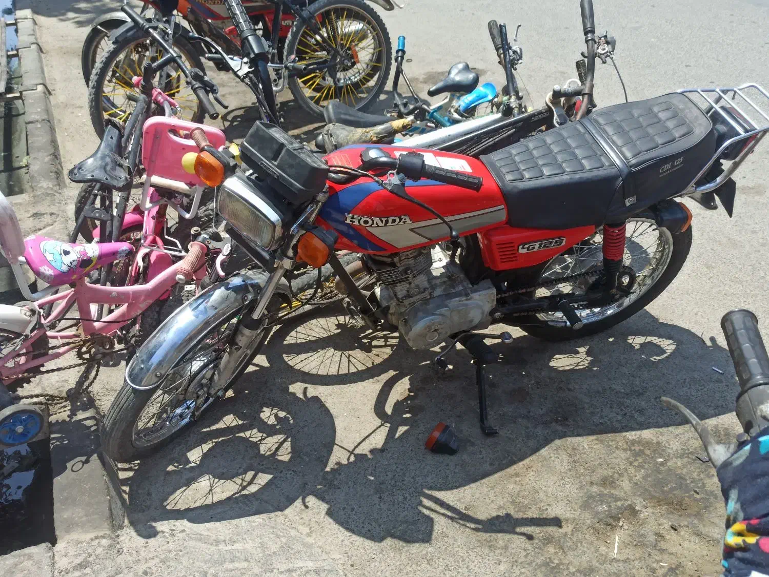 موتورهندامدل۹۳|موتورسیکلت|رباط‌کریم, شترخوار|دیوار