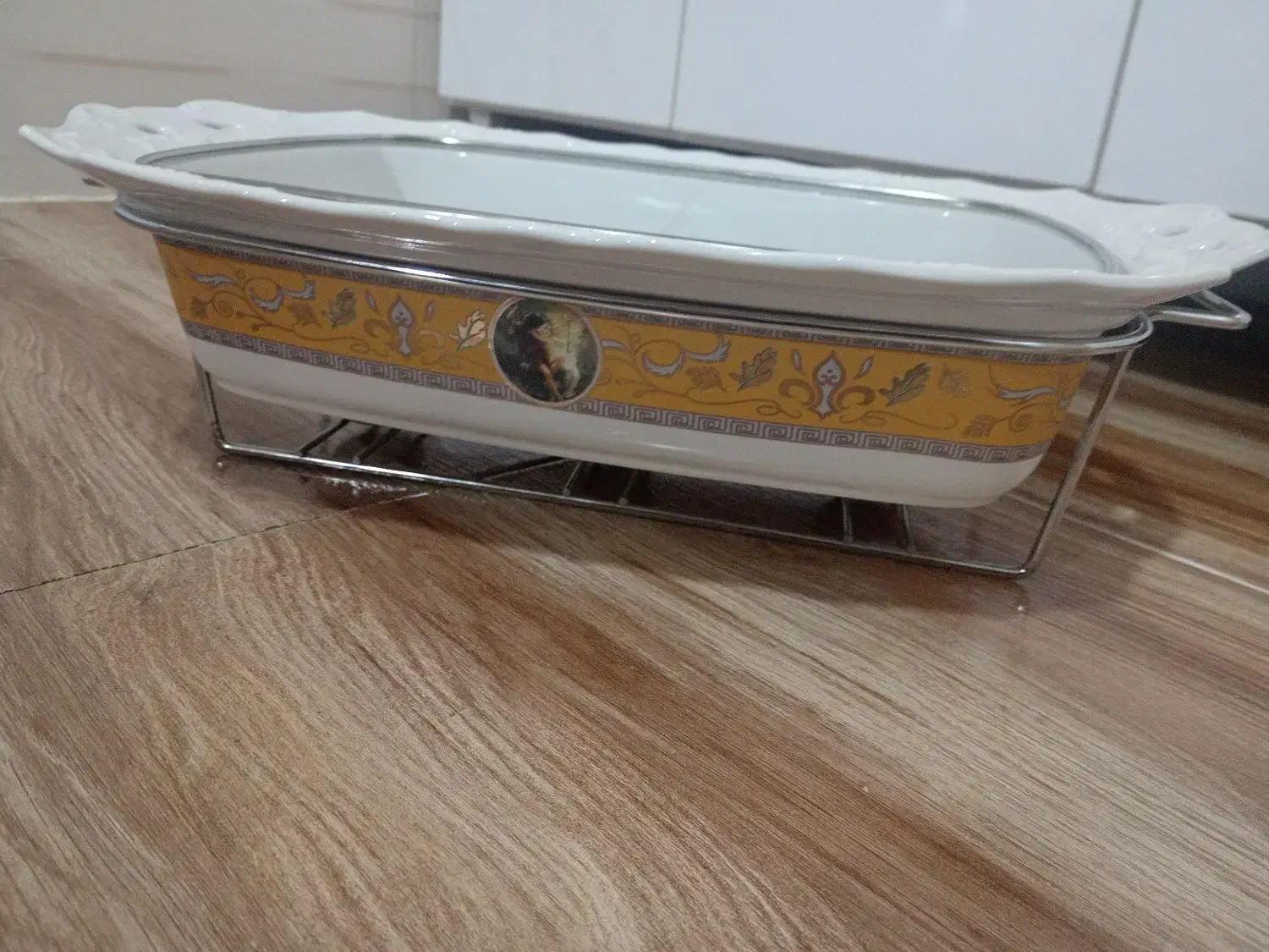 درحدصفر|ظروف سرو و پذیرایی|جوانرود, |دیوار