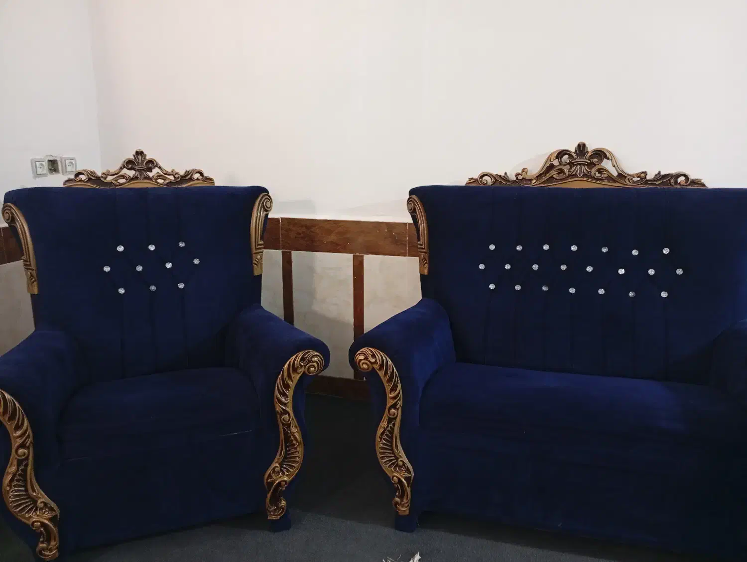 مبلمان|مبلمان خانگی و میز عسلی|دوگنبدان, |دیوار