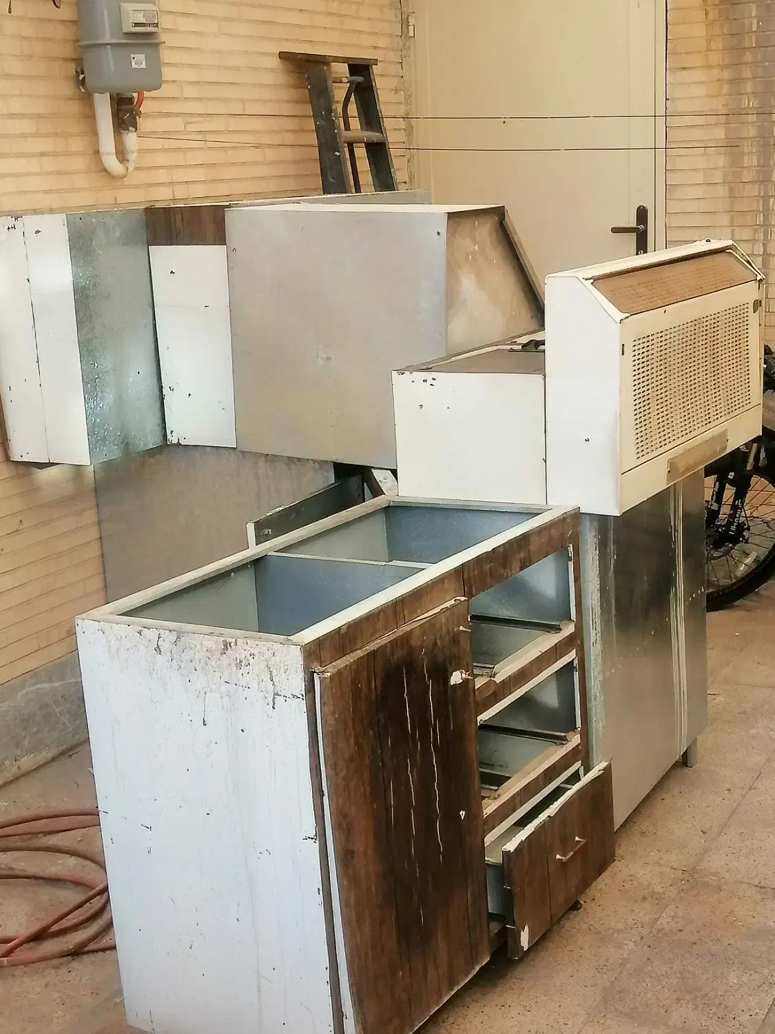 کابینت فلزی|آبچکان و نظمدهنده ظروف|رفسنجان, |دیوار