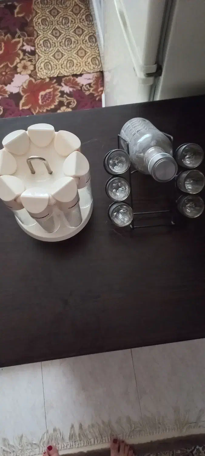 جا ادویه و بطری و استکان نوشیدنی|ظروف سرو و پذیرایی|کهریزک, |دیوار