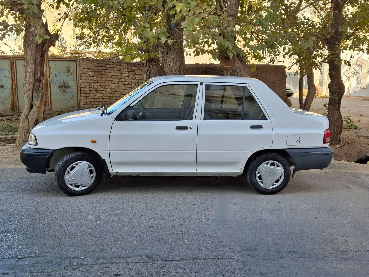 پراید مدل ۹۸ سالم زیر قیمت|خودرو سواری و وانت|یزد, |دیوار