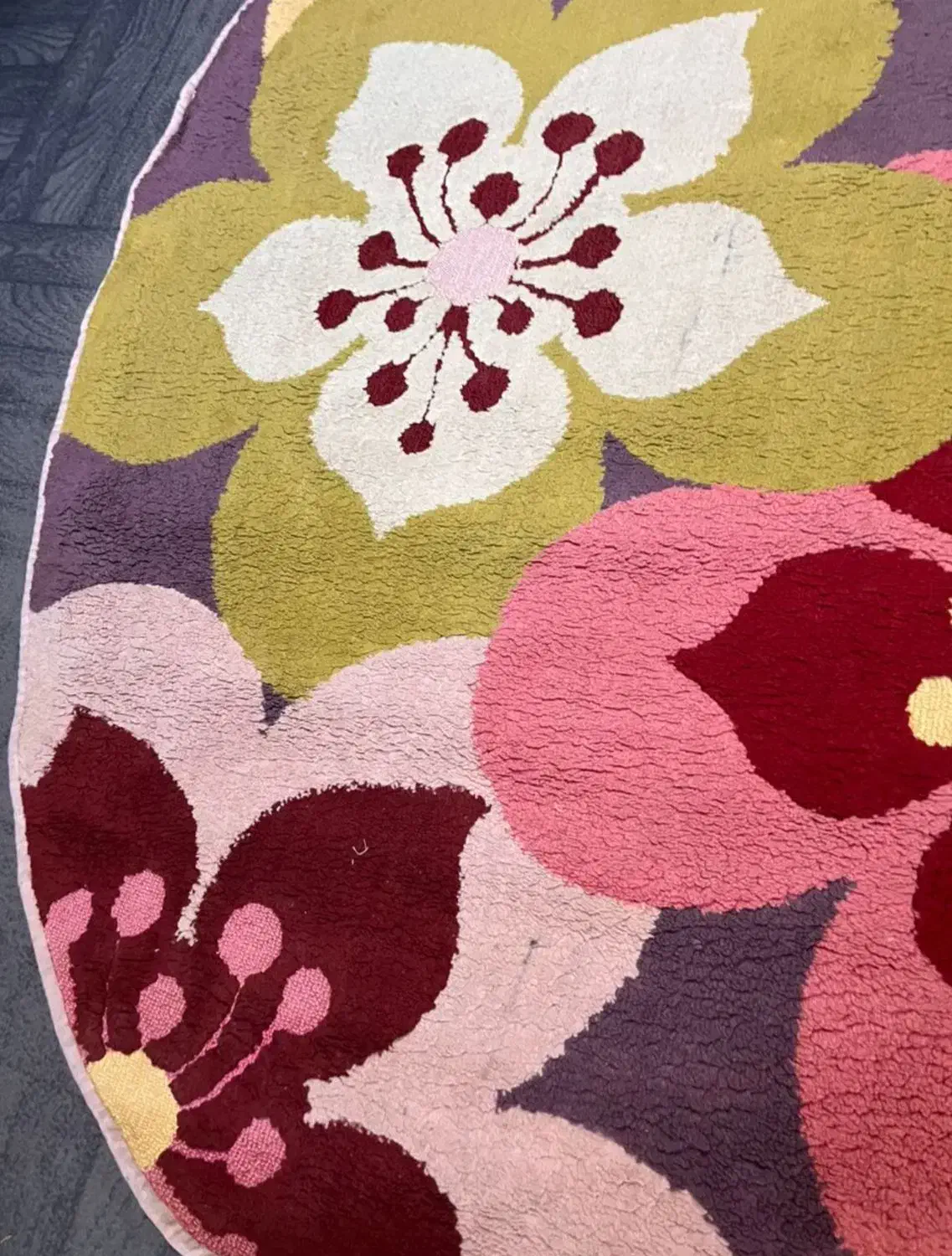 فرش ماشینی سالم|فرش|رشت, سعدی (تختی)|دیوار