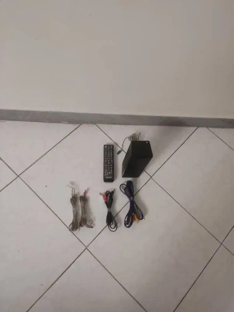 یه دستگاه سینما خانگی کاملا سالم استفاده نشده نو|پخشکننده DVD و ویدیو|تهران, مینابی|دیوار