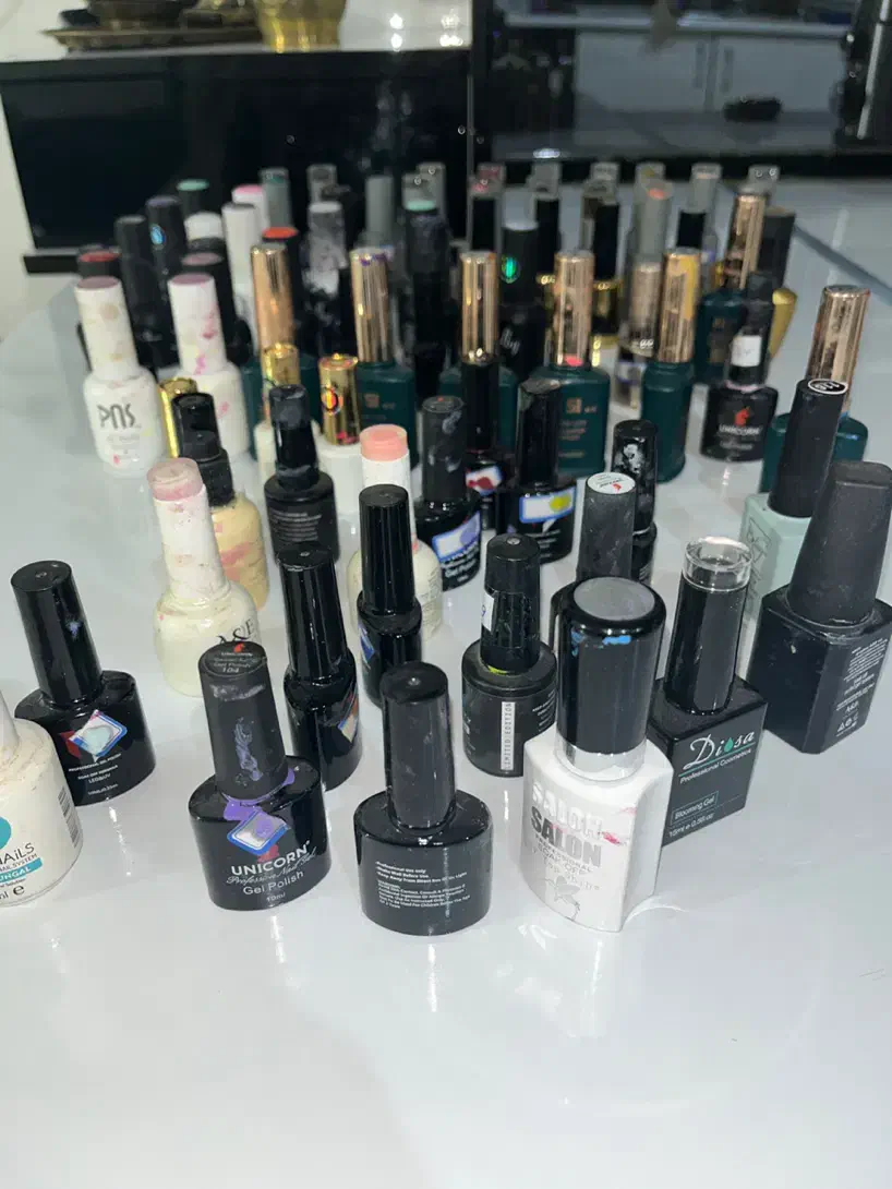 وسایل کاشت ناخن|آرایشگاه و سالنهای زیبایی|کرمانشاه, |دیوار