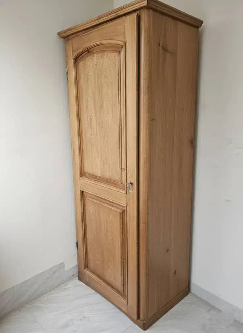 کمد لباس تمام‌چوب دست‌ساز (کارِدست نجار حرفه‌ای)|جاکفشی، کمد، دراور|مشهد, نیروی هوایی|دیوار