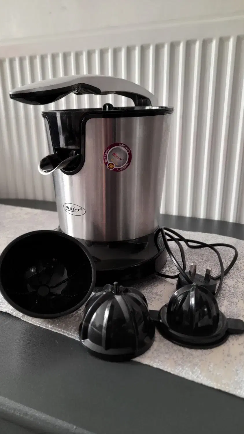 آب مرکبات گیری.|آبمیوه‌گیر و آب‌مرکبات‌گیر|اصفهان, بهارستان|دیوار