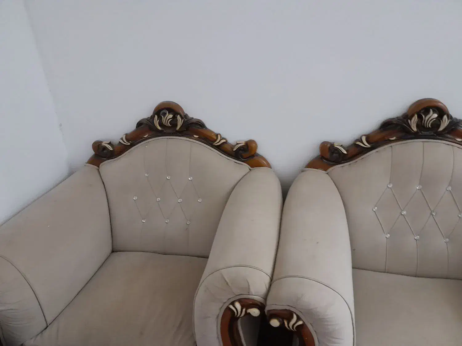 مبل|مبلمان خانگی و میز عسلی|شیروان (خراسان), |دیوار