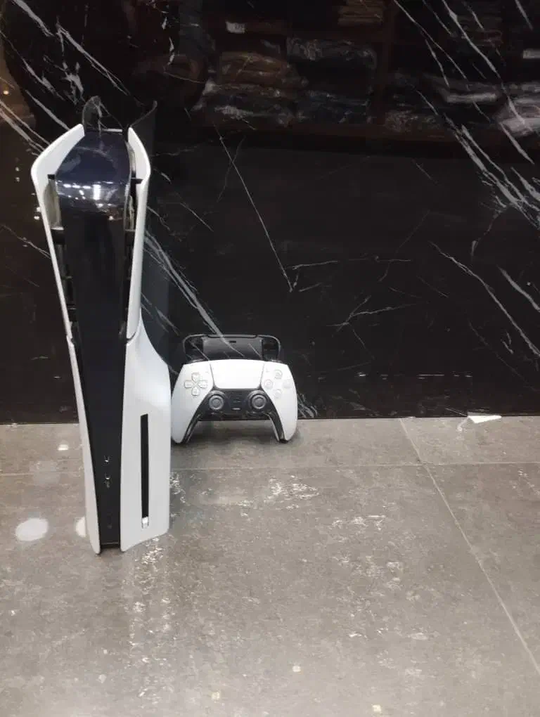 Ps5 اسلیم دیسکخور اروپا با کارتن متعلقات فول بازی|کنسول، بازی ویدئویی و آنلاین|شیراز, شهرک گلستان|دیوار