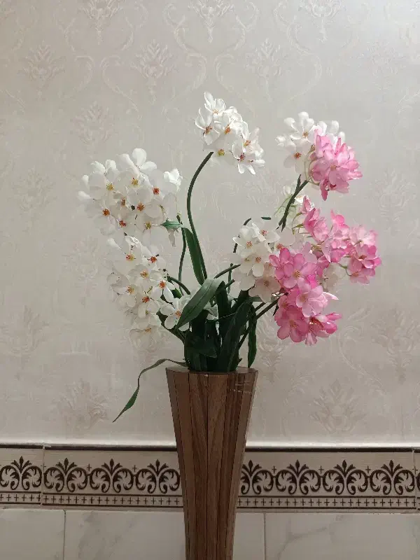 گلدان بامبو با گل مصنوعی|گل مصنوعی|پاکدشت, پاکدشت (مامازند)|دیوار