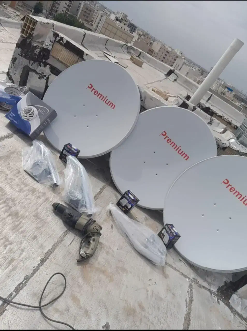 نصب آنتن ثابت وگردون تلویویزن مرکزی|خدمات پیشه و مهارت|اهواز, گلستان|دیوار