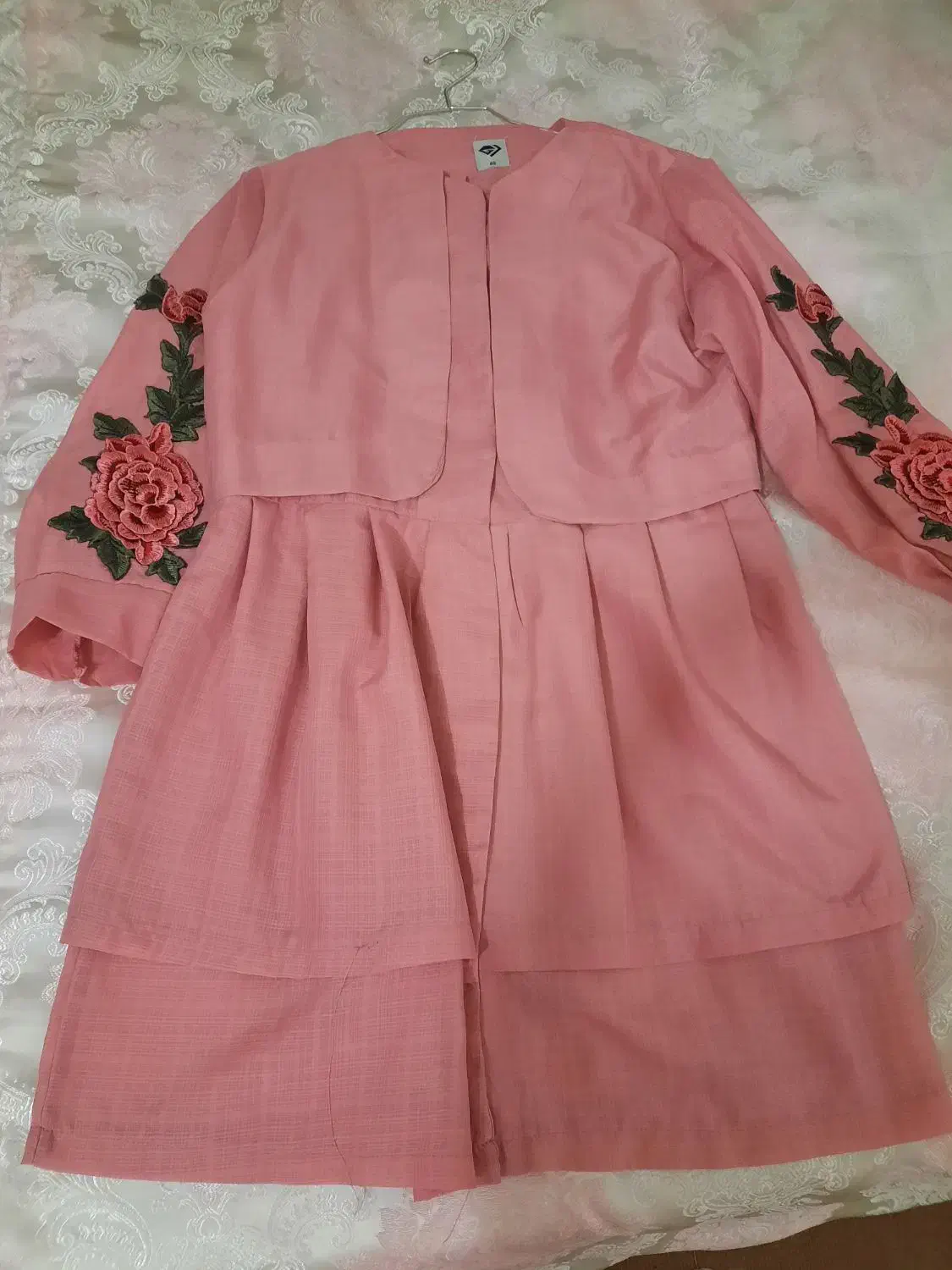 انواع مانتوپالتو مجلسی شومیزشلوار شال روسری|لباس|قم, نیروگاه|دیوار