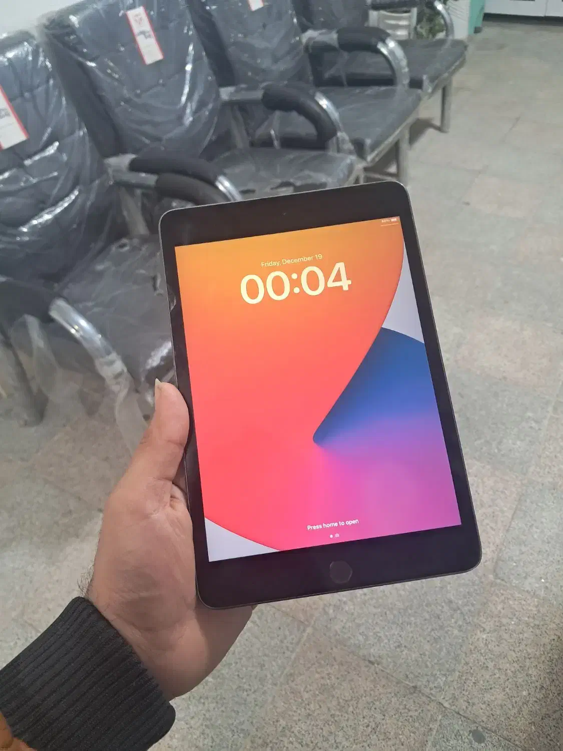 ipad mini|تبلت|اهواز, رسالت|دیوار