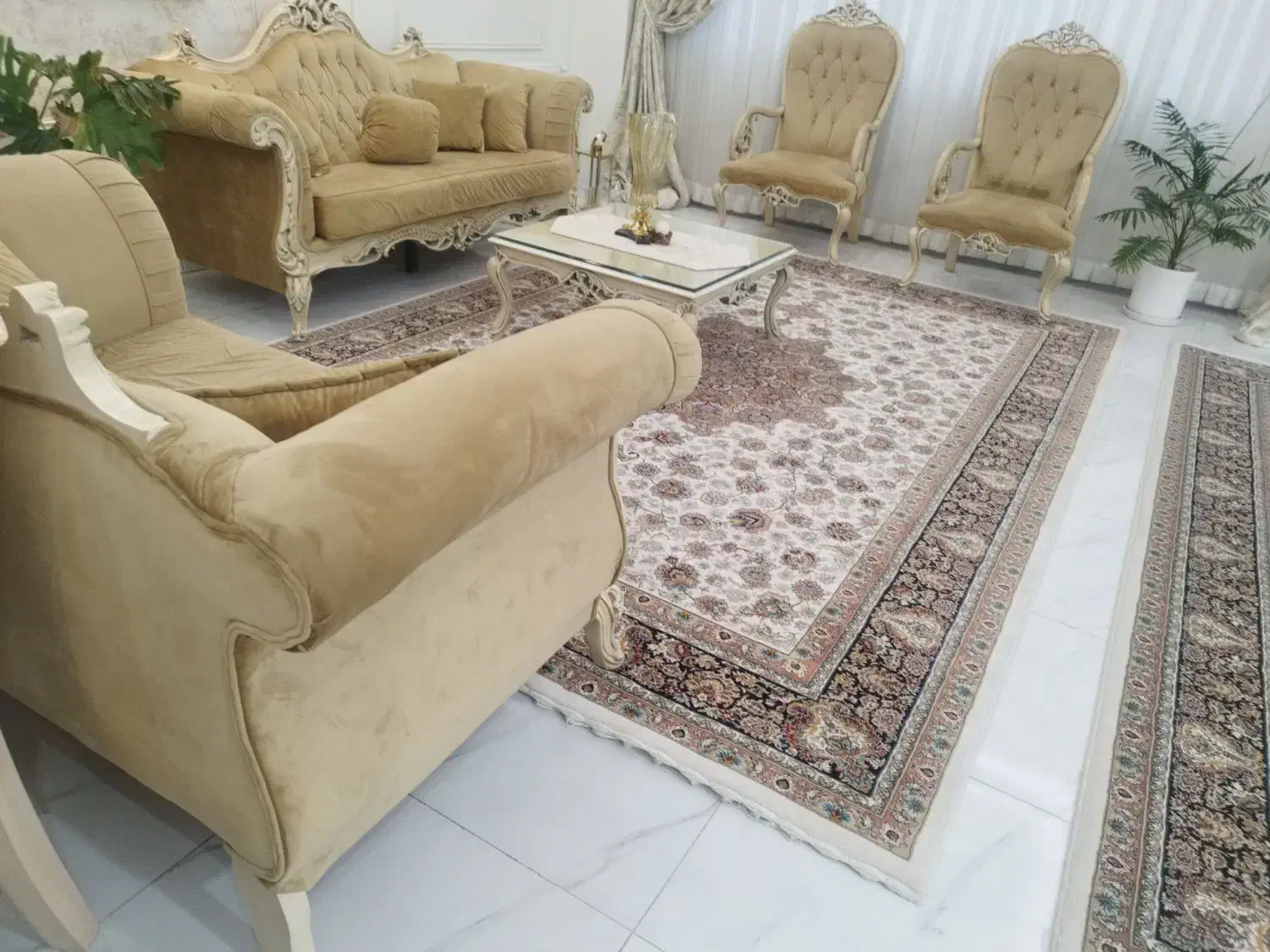 مبل 7نفره همراه با میز نهارخوری ۸ نفره|مبلمان خانگی و میز عسلی|کرج, کوی امامیه|دیوار