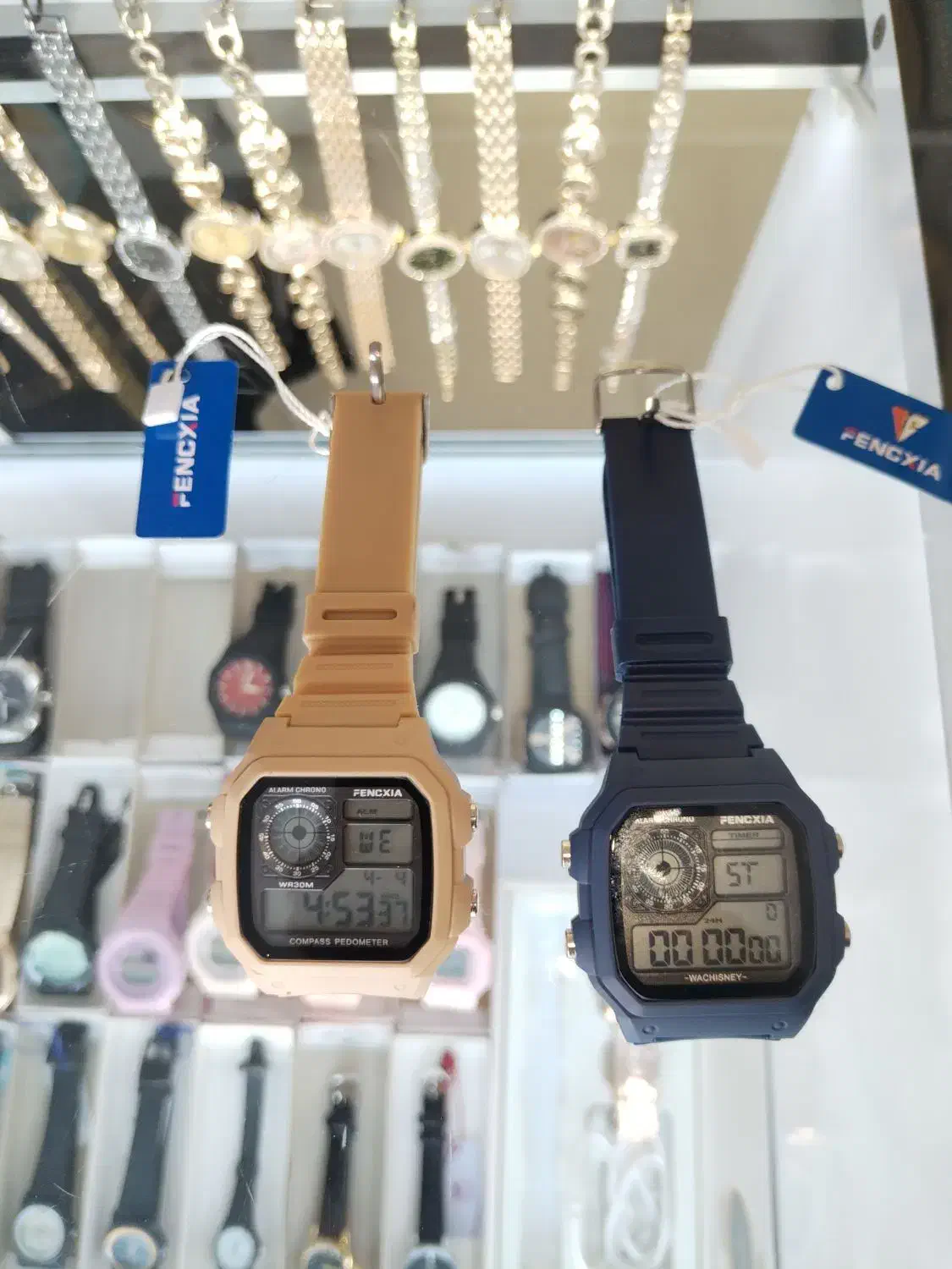 ساعت کامپیوتری جهانی|ساعت|طبس, |دیوار