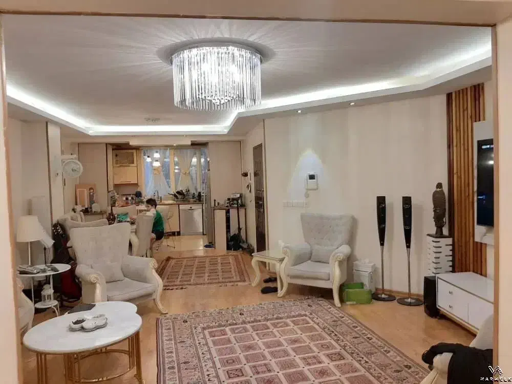 ۸۰ متر دو‌ خواب فول تاپ‌ لوکیشن