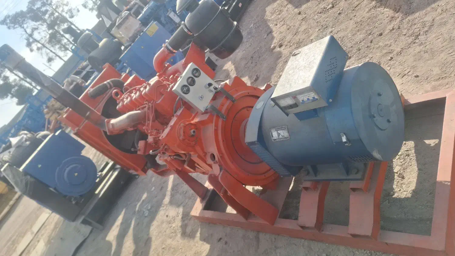 دیزل زنراتور|ماشین‌آلات صنعتی|نجف‌آباد, قلعه سفید|دیوار