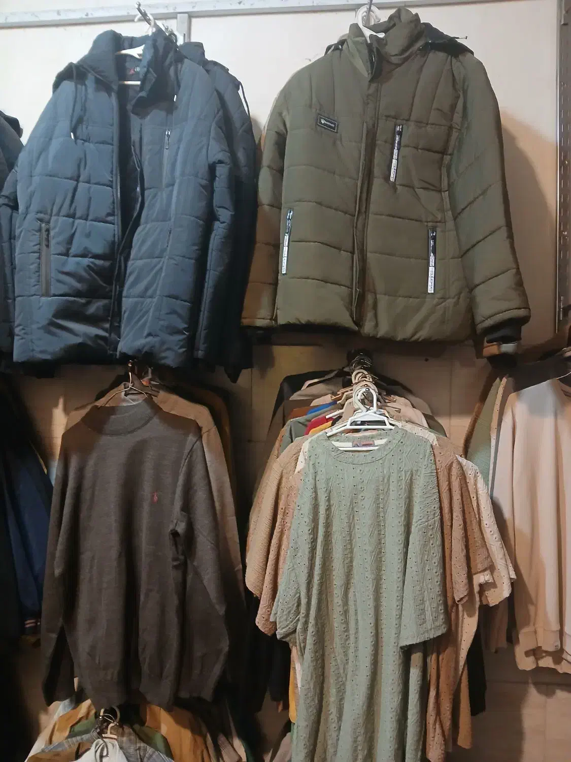 لباس مردانه|لباس|بابل, |دیوار