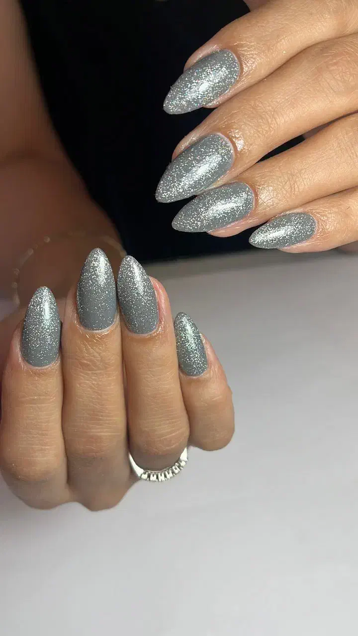 ترمیم ناخن ۲۵۰ تومن|خدمات آرایشگری و زیبایی|تهران, تهرانپارس غربی|دیوار