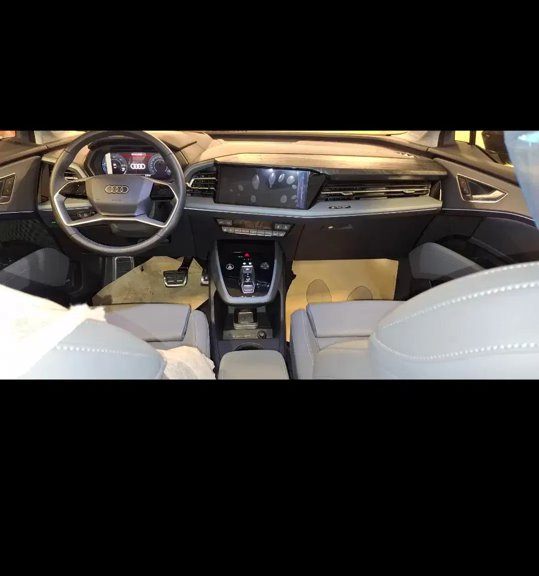 آئودی Q5  ،فول کامل .۲۰۲۴ صفر|خودرو سواری و وانت|تهران, آجودانیه|دیوار