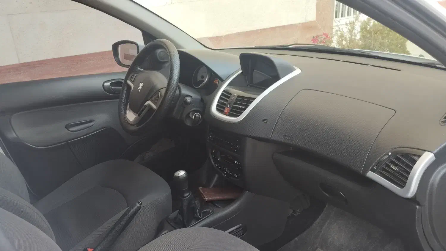 پژو ۲۰۷ دنده|خودرو سواری و وانت|قم, پردیسان|دیوار