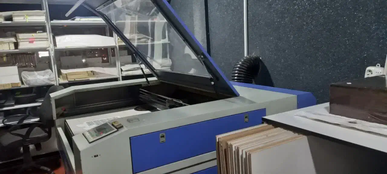 واگزاری خدمات لیزر و پکینگ|فروشگاه و مغازه|قم, صفائیه|دیوار