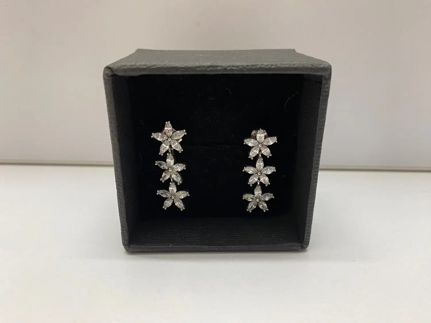 گوشوار گل مارکیز|بدلیجات|تهران, جهاد|دیوار