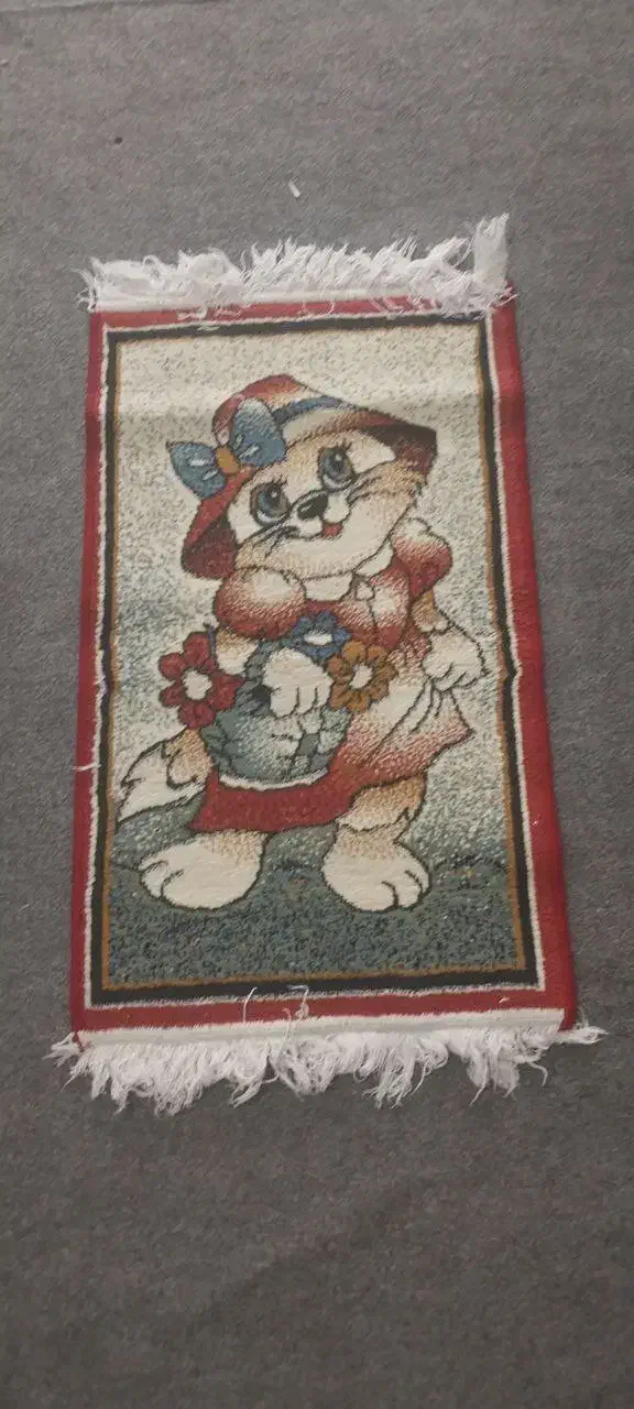 دو عدد قالیچه پادری|پادری|میانه, |دیوار