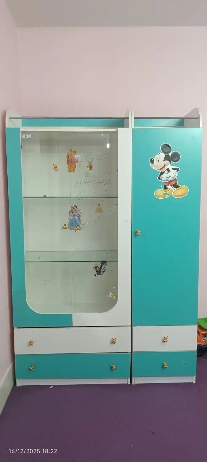 کمد کودک دوتیکه ویترین و کمدلباس|اسباب و اثاث بچه|زنجان, |دیوار
