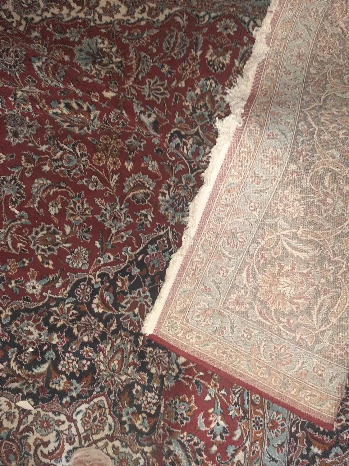 قالی و تعدادی وسیله|فرش|اهواز, شریعتی جنوبی|دیوار