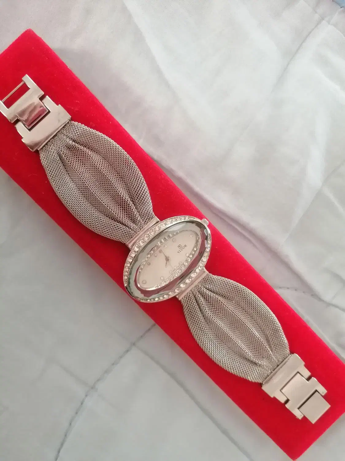 ساعت زنانه اصل VIGOR معروف به ساعت عروس|ساعت|میبد, |دیوار