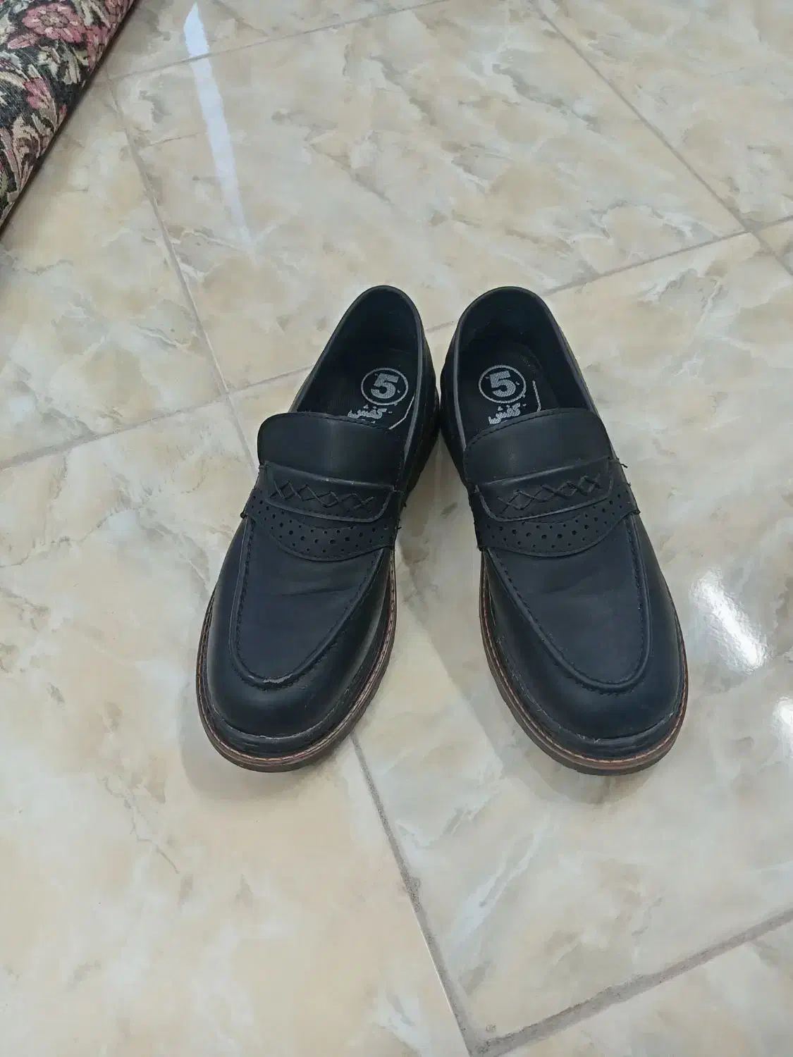 لباس|کیف، کفش، کمربند|تربت‌حیدریه, قائم|دیوار