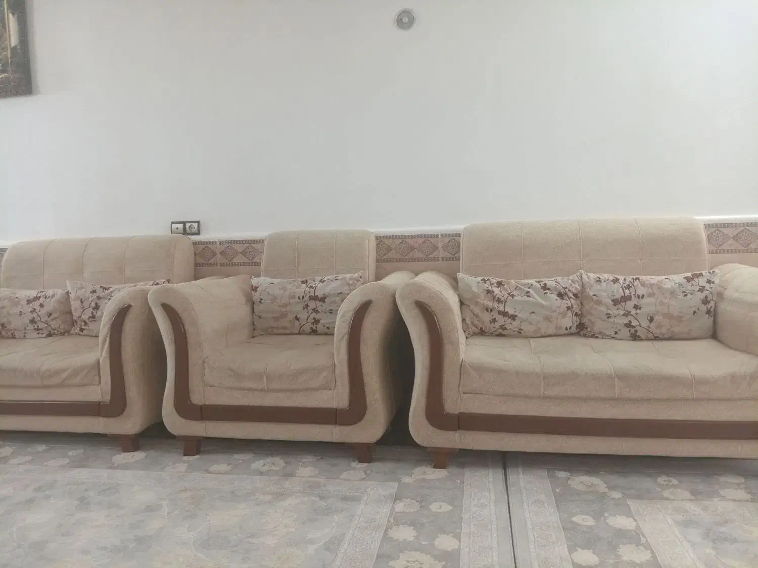 مبل|مبلمان خانگی و میز عسلی|فریمان, |دیوار