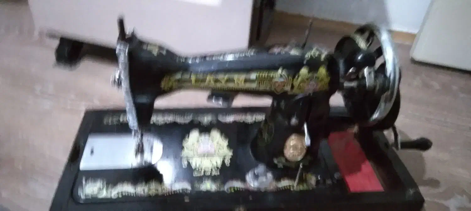 چرخ خیاطی دستی|چرخ خیاطی و ریسندگی|پرند, فاز ۵|دیوار