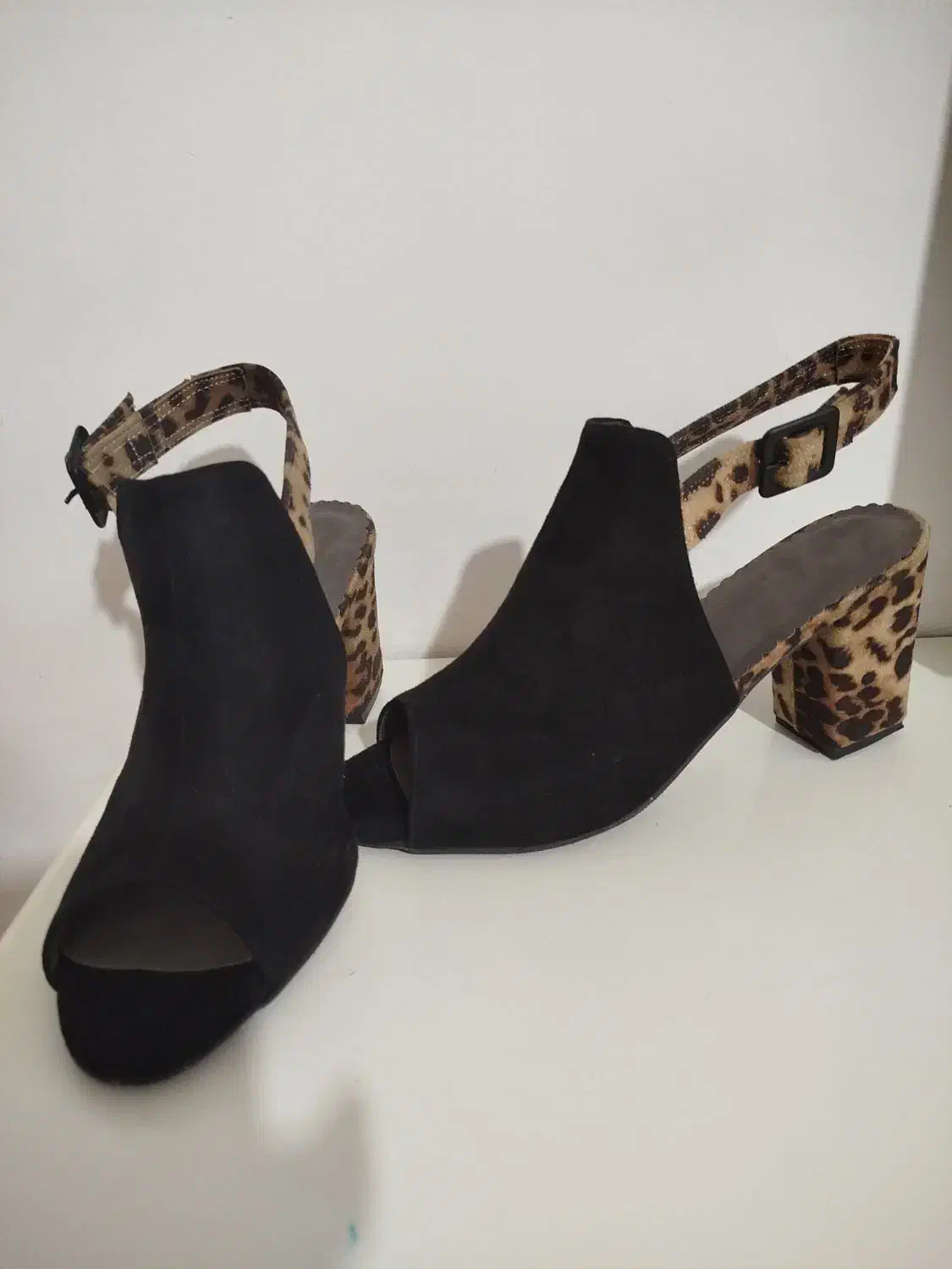 کفش سایز ۴۰|کیف، کفش، کمربند|نقده, |دیوار