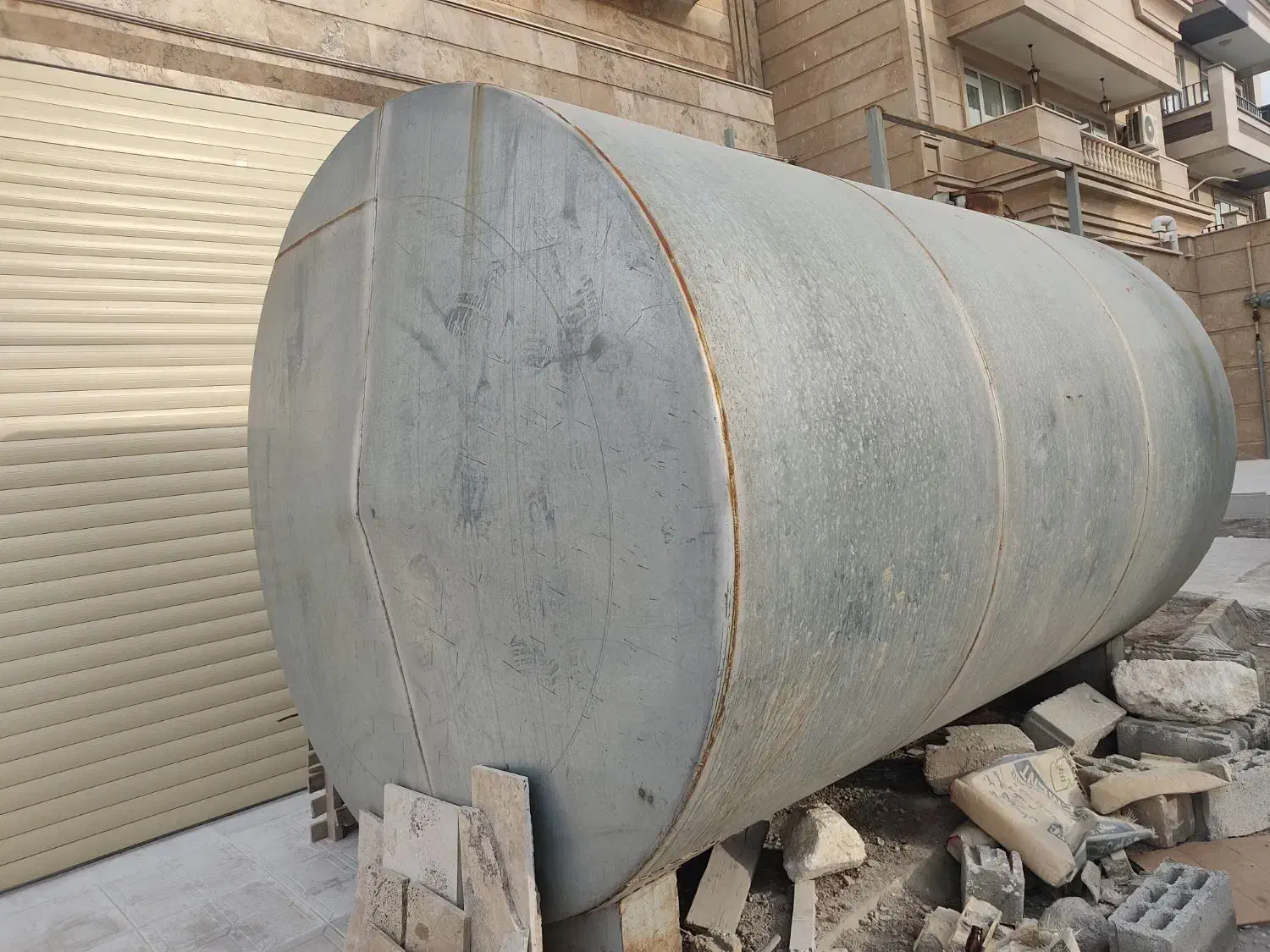 مخزن اب|مصالح و تجهیزات ساختمان|سهند, |دیوار