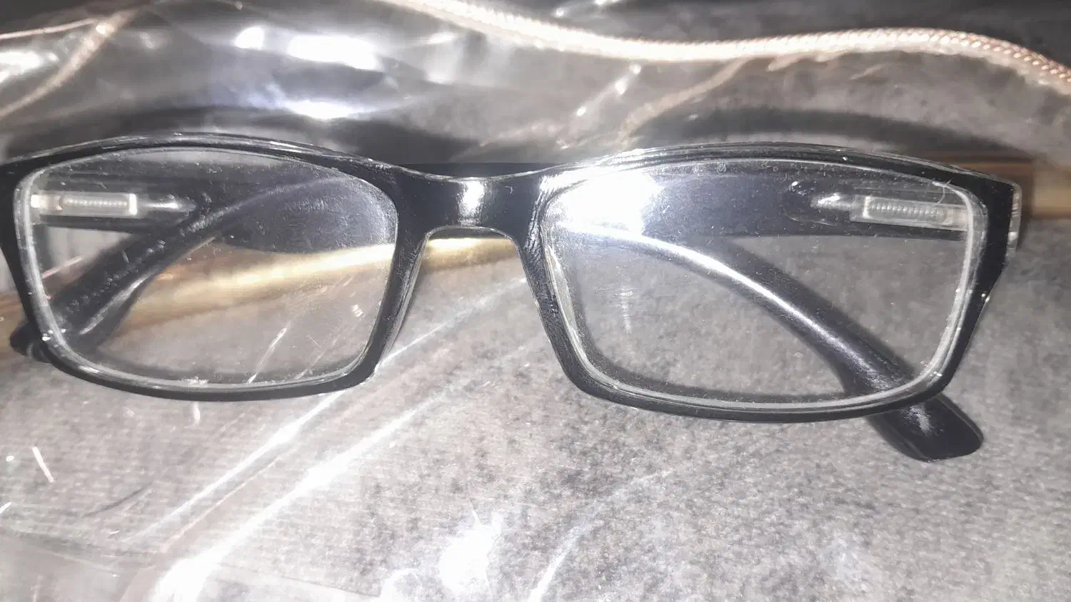 فرم عینک ،کائوچو فنر دار|زیورآلات و اکسسوری|سیرجان, |دیوار