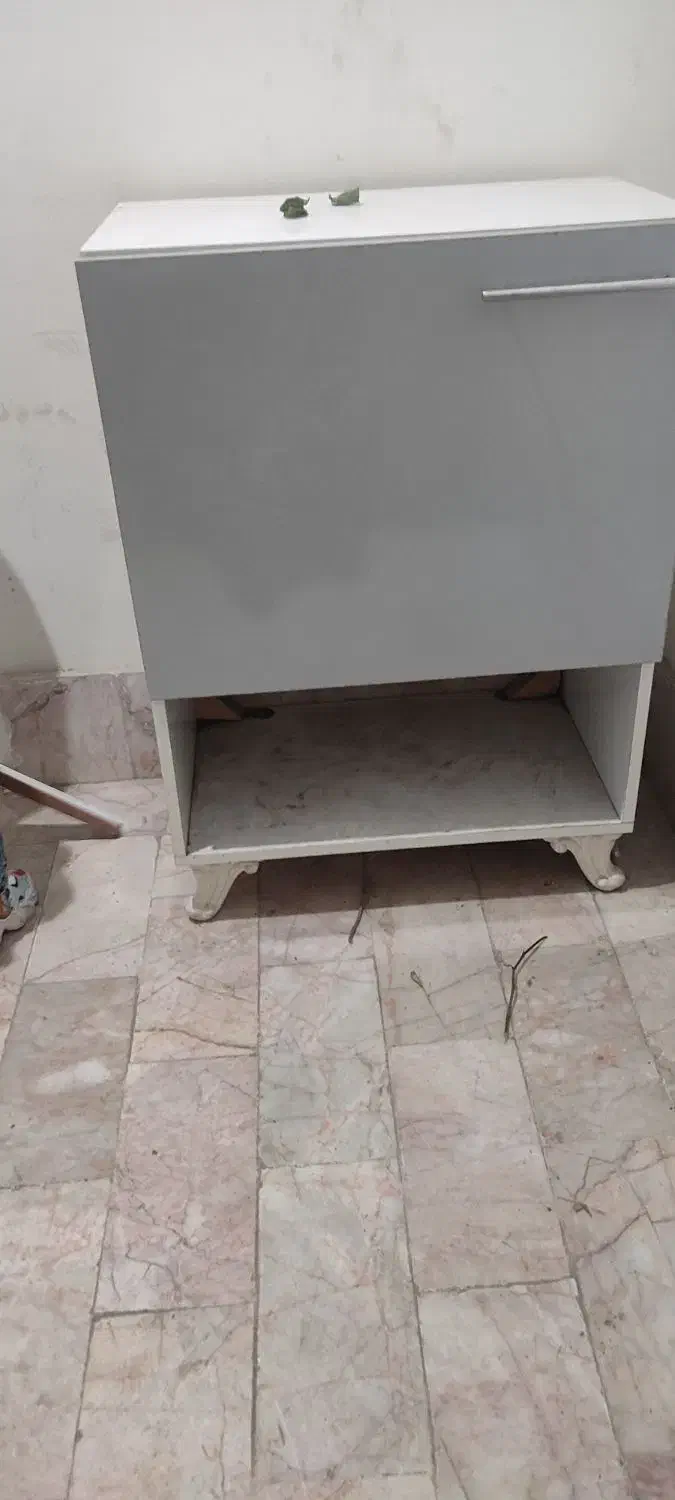 جاکفشی|جاکفشی، کمد، دراور|مشهد, فارغ التحصیلان|دیوار