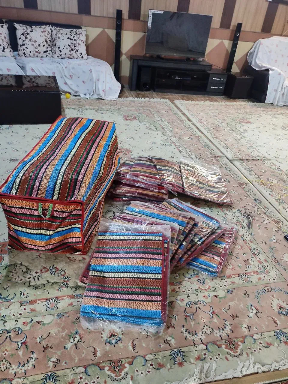 کاور رخت خواب|رختخواب، بالش، پتو|زاهدان, |دیوار