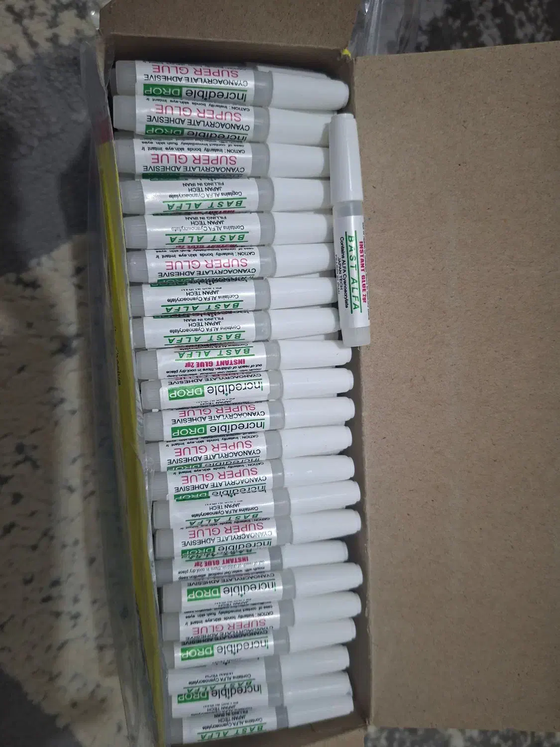 چسب آلفا ۲ گرمی|لوازم التحریر|نجف‌آباد, فاز ۴ شهرک آزادگان|دیوار