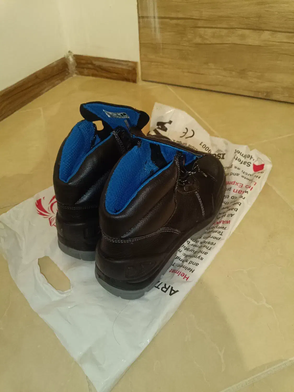 کفش ایمنی کلار|کیف، کفش، کمربند|فولادشهر, مسکن مهر فولادشهر|دیوار