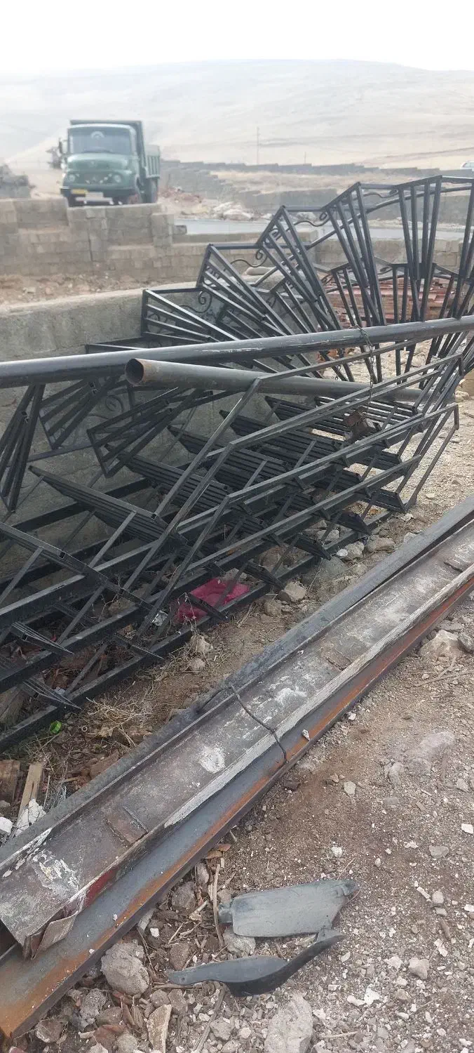 خرید و فروش انواع پله آهنی تیراهن فوطی|مصالح و تجهیزات ساختمان|بوکان, |دیوار