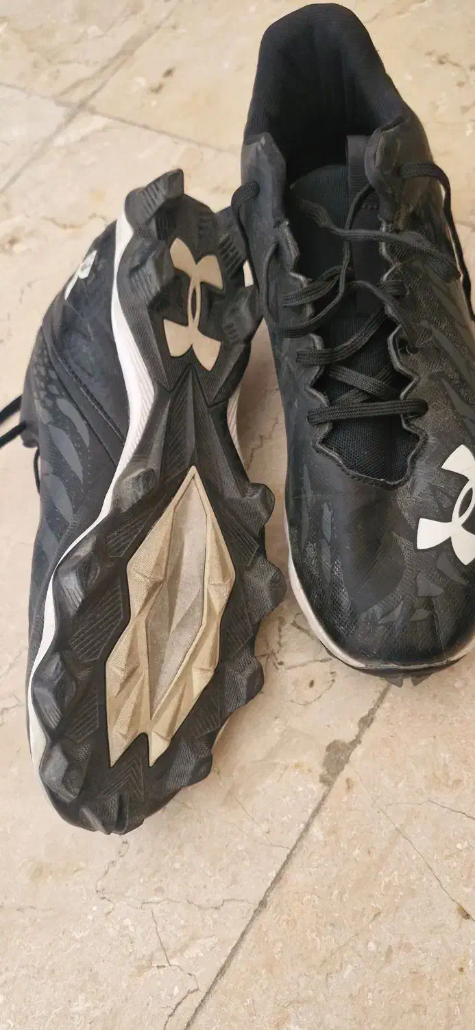 کفش فوتبال|کیف، کفش، کمربند|کاشان, فاز ۲ ناجی آباد|دیوار