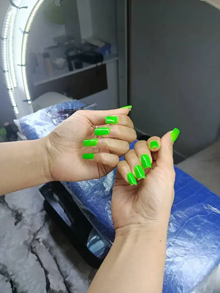 کاشت و ترمیم ناخن|خدمات آرایشگری و زیبایی|شاهینشهر, شهرک گلدیس|دیوار