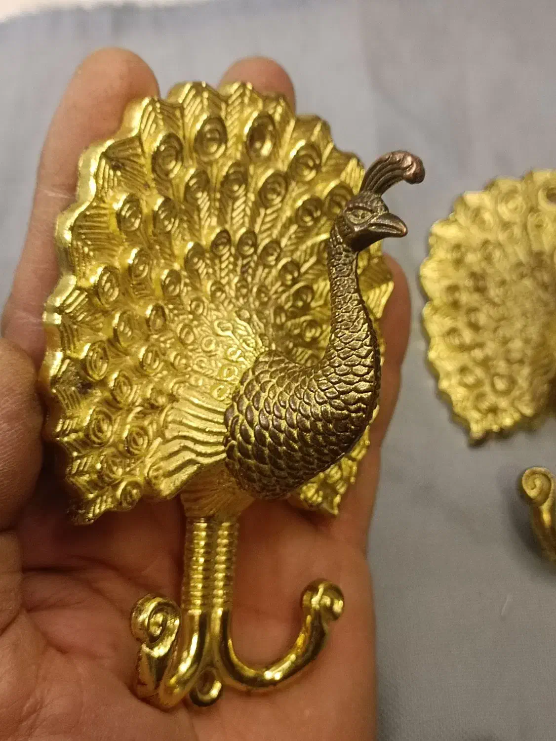 آویز طاووس عتیقه آنتیک جنس برنجی|کلکسیون اشیاء عتیقه|تهران, بوستان ولایت|دیوار