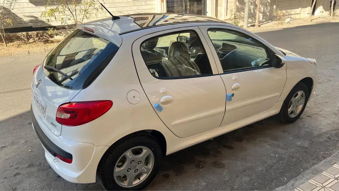 پژو۲۰۷tu5p اتومات پاناروما ارتقا یافته صفر|خودرو سواری و وانت|مشهد, سرافرازان|دیوار