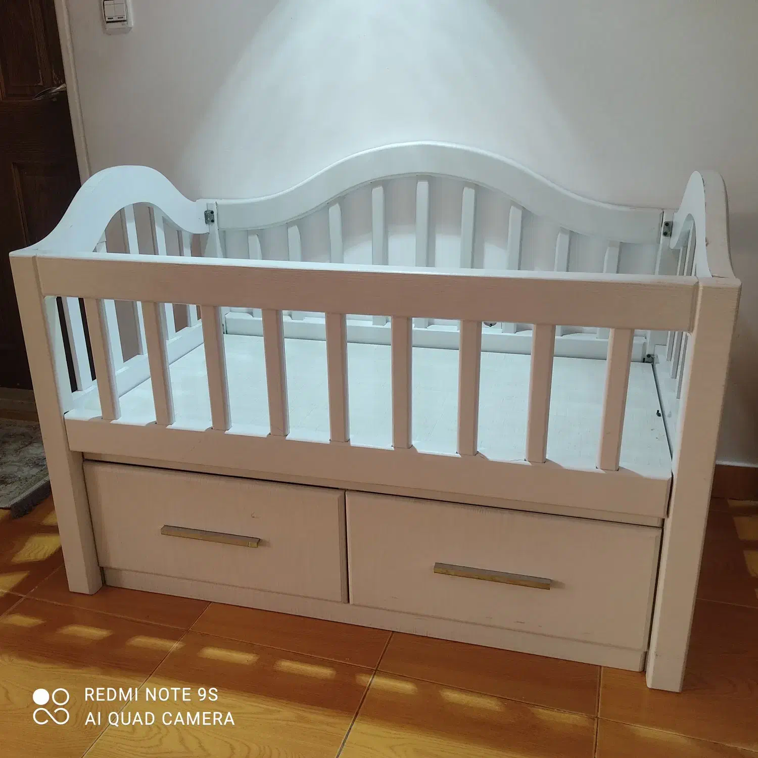 تخت کودک|تخت و صندلی بچه|تبریز, |دیوار