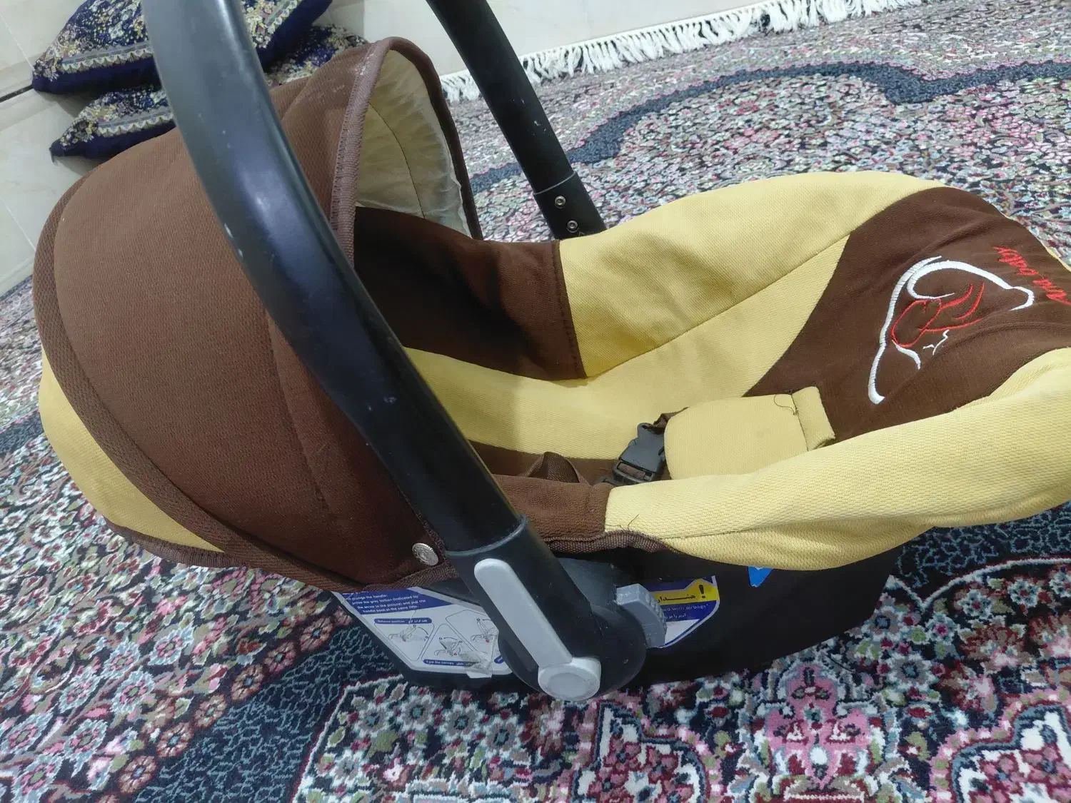 کریر|کالسکه و لوازم جانبی|بافت, |دیوار