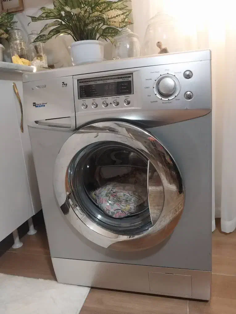 ماشین لباسشویی ۷ کیلویی اسنوا|ماشین لباسشویی و خشککن لباس|کیلان, |دیوار